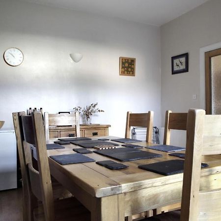 Central And Spacious 2 Bedroom Flat With Garden Edimburgo Exterior foto